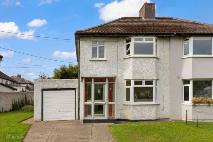 16 Seafield Crescent, Booterstown, Blackrock, Co. Dublin, A94K580