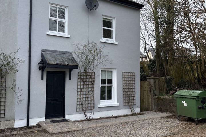 7 The Glebe, Gort Rd, Corofin, Clare