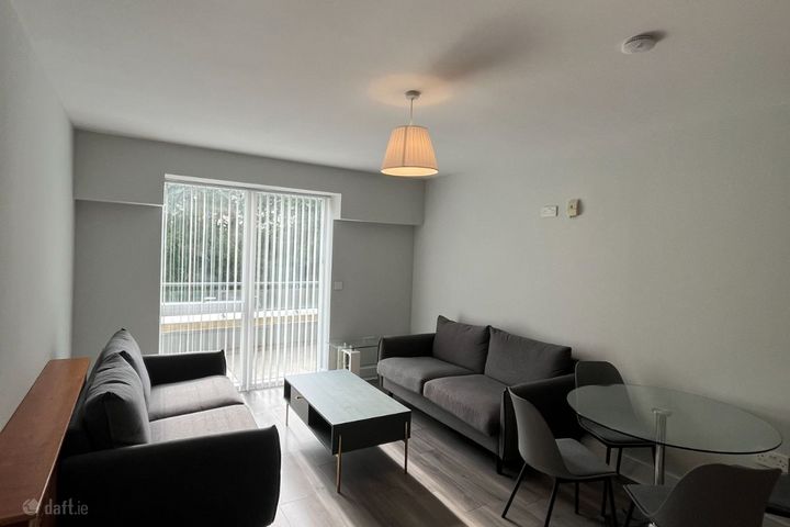 2 Bed Apartment, The Atrium, Beechwood Court, Stillorgan, Stillorgan, Co. Dublin