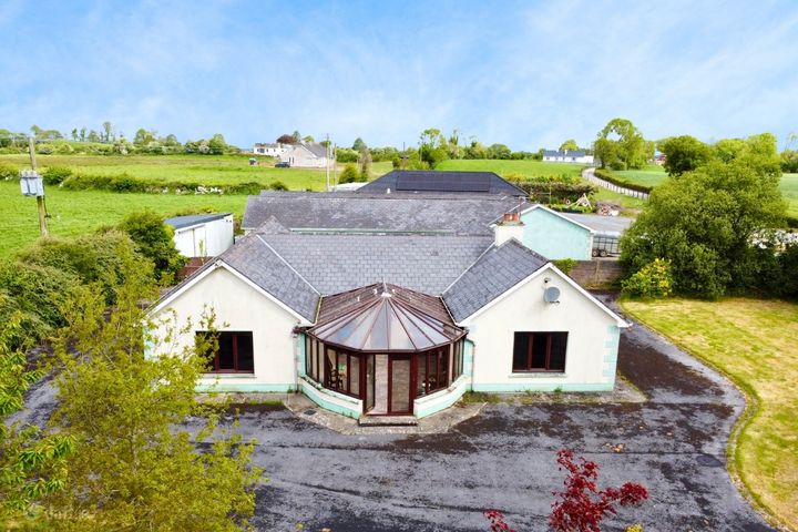 Clonark, Cornafulla,, Athlone, Co Roscommon, N37WR66