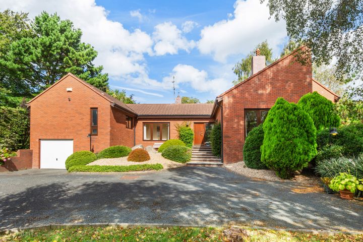 Errol, 8 Cenacle Grove, Killiney, Co Dublin, A96AD71 - Photo 3