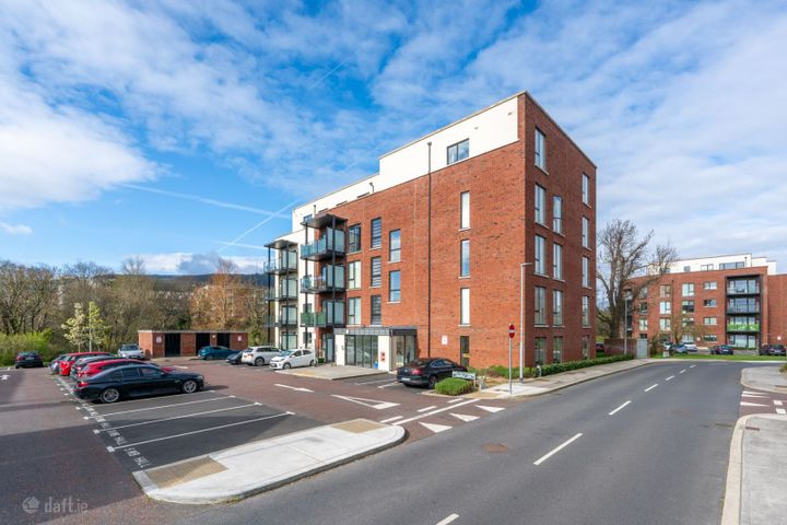 Apartment 1, Whitebeam Hall, Leopardstown, Dublin 18, D18PCA2