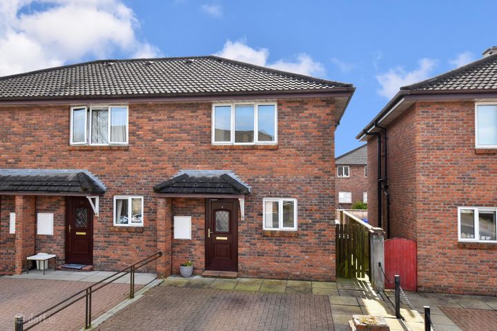 18 Riverside Court, Tuam, Co. Galway, H54W665