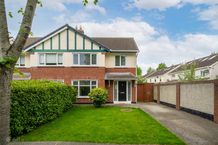 2 Warren Close, Castleknock, Dublin 15, Co. Dublin, D15C98N