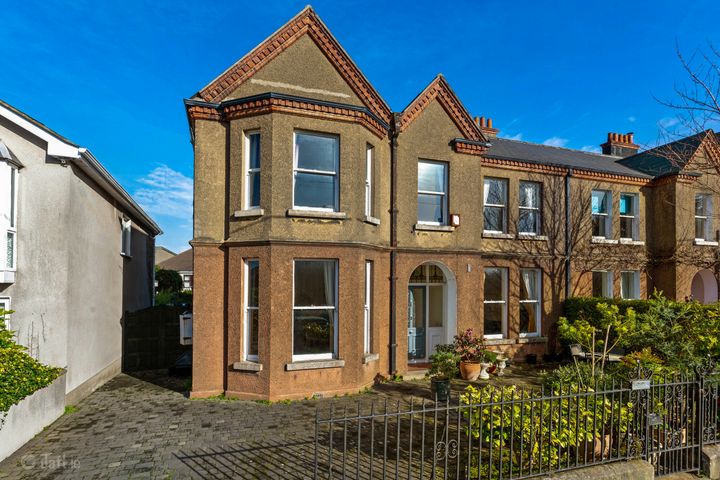 Glenhest, La Touche Rd, Greystones, Wicklow