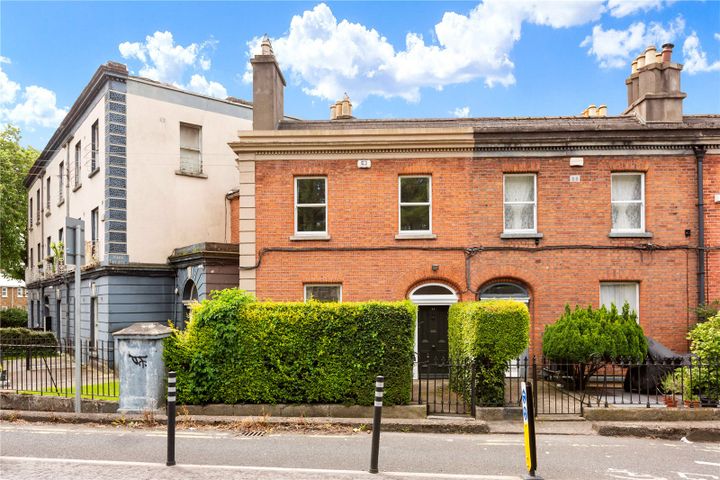 Phoenix View, 13 Park Place, Chapelizod Road, Dublin 8, D08ETW9