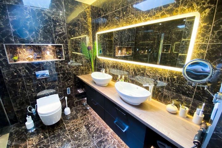 Modern Duplex Home in prime location with parking, Saggart, Co. Dublin