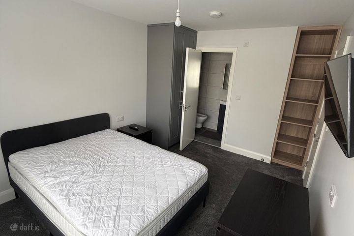 Walkinstown avenue, Dublin 12, Templeogue, Co. Dublin