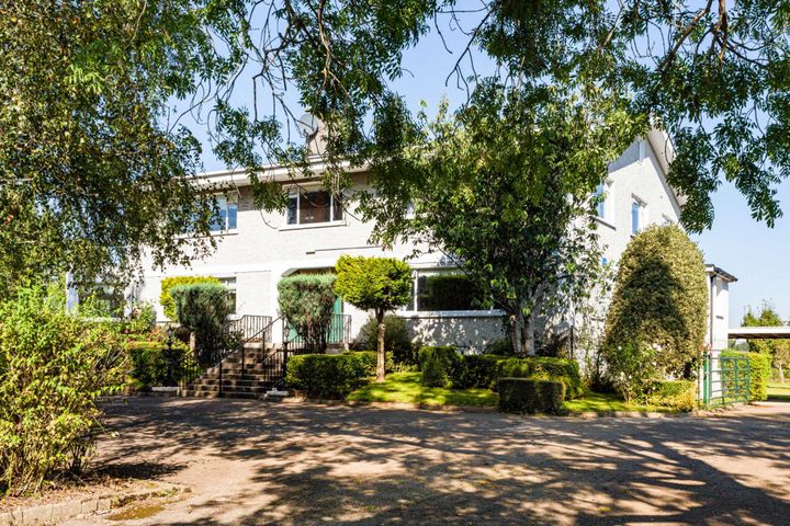 Riverside House, Baldonnell, Co. Dublin