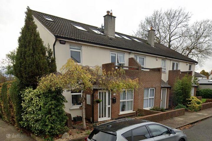 Lawrence grove , Clontarf, Co. Dublin