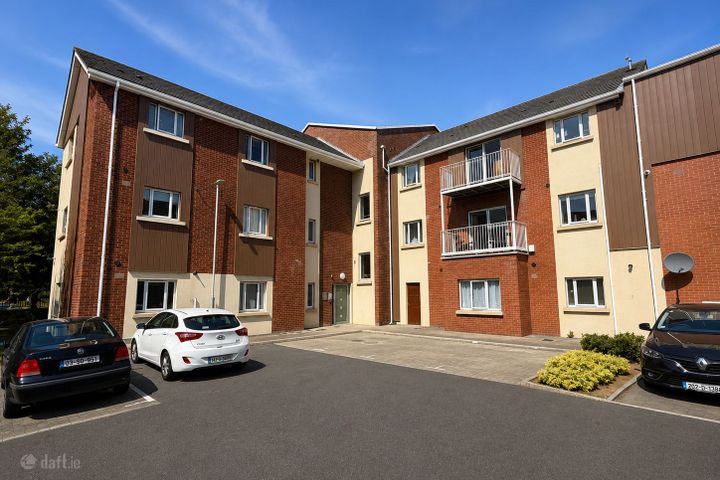 4 Grianan Fidh, Aiken'S Village, Stepaside, Dublin 18