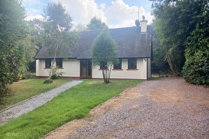 Carragh Village, Killorglin, Caragh Lake, Co. Kerry