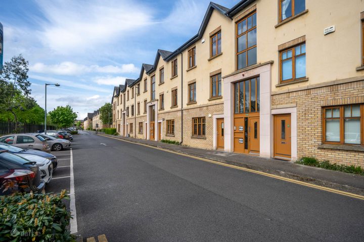 11 Woodbrook Hall, Castleknock, Dublin 15, Co. Dublin, D15F300
