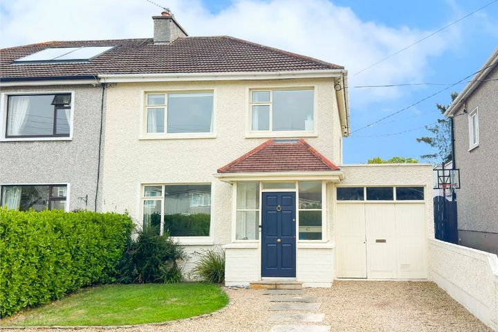 67 Shanganagh Grove, Shankill, Dublin 18, D18XK52