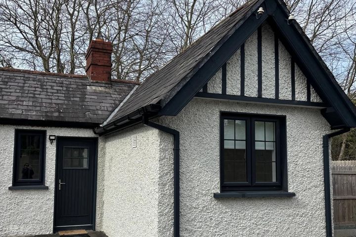Mews Cottage, Mount Carmel, Palmerstown, Dublin 20