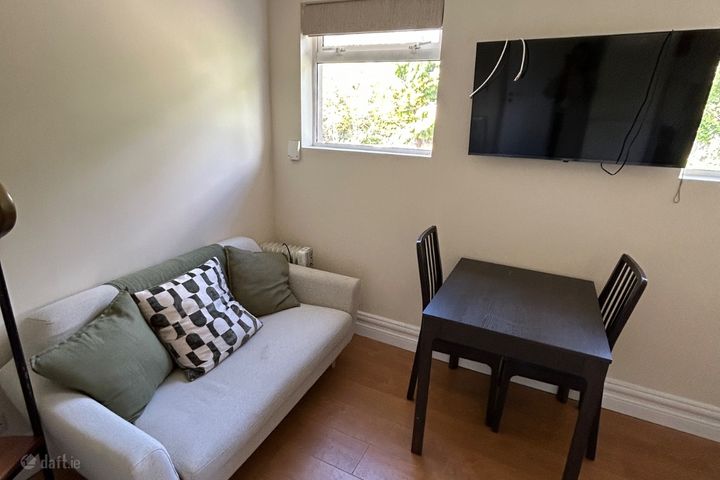 Flat 5, 90 Drumcondra Road Lower, Drumcondra, Dublin 9