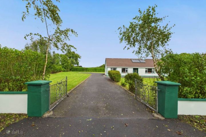 Tullaghan Rock, Ballaghaderreen, Co. Roscommon, F45HT63
