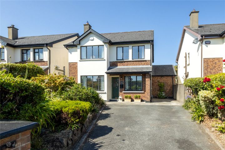 Shanooan, 2 Burnaby Manor, Hillside Road, Greystones, Wicklow, A63YP52