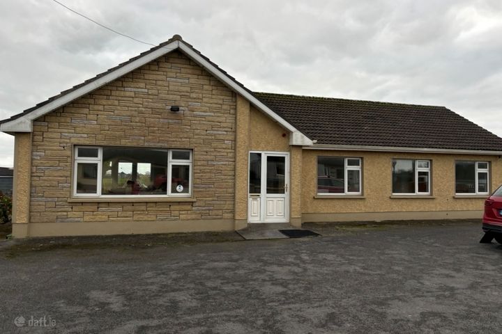 Molloys, Knockaunglass, Athenry, Co. Galway