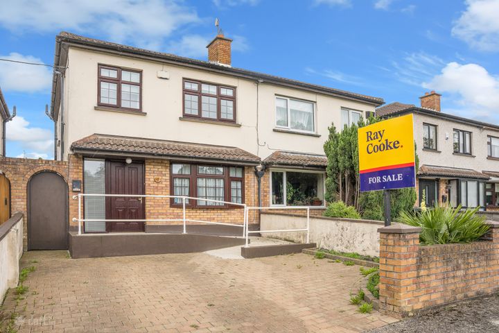 7 Oak Crescent, Royal Oak, Santry Dublin 9, Dublin 9, Dublin