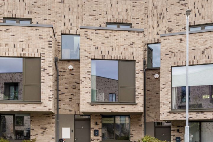 8 Egremont, Church Road, Killiney, Co Dublin, A96A43P