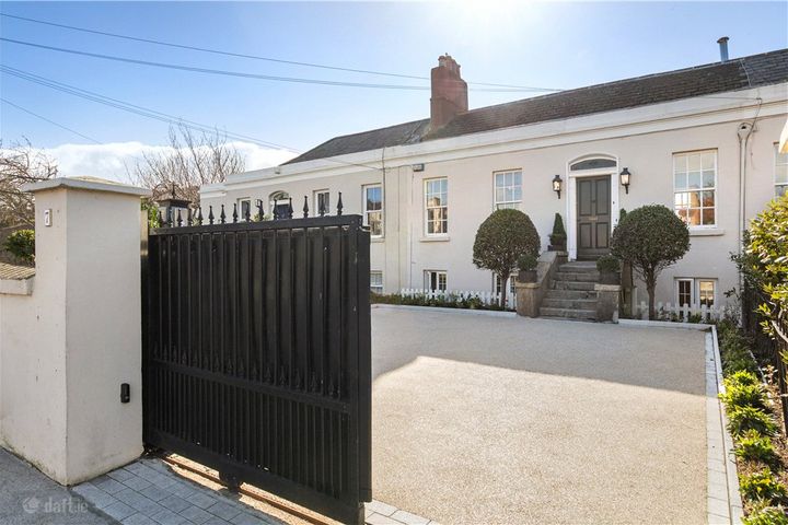 7 Monkstown Road, Monkstown, Co. Dublin, A94YT10 - Photo 3