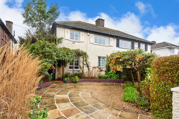 7 Glenomena Park, Booterstown, Blackrock, Co. Dublin, A94YX99