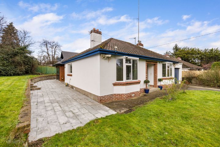 Rathcrogue, Station Road, Shankill, Dublin 18