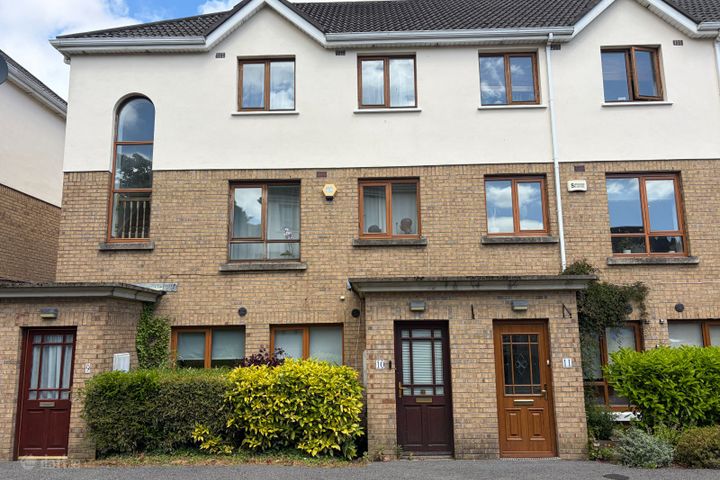 10 The Court, Larch Hill, Kilmore, Dublin 17