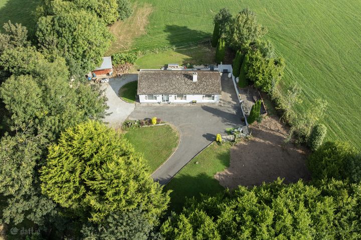 Ballyspillane West, Midleton, Co. Cork, P25FN82
