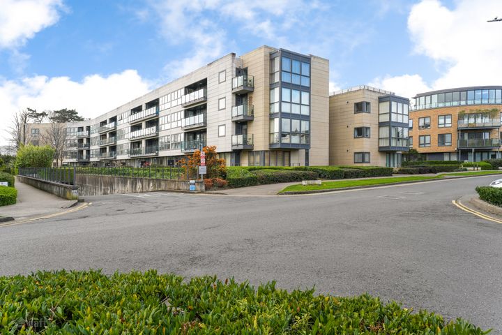 44 Merton Hall, Milltown Avenue, Mount Saint Annes, Dublin 6