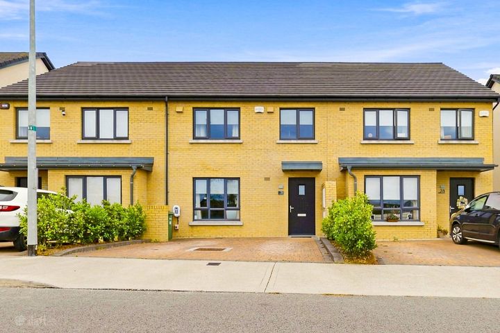 26 The Crescent, Silver Banks, Stamullen, Co. Meath, K32N253