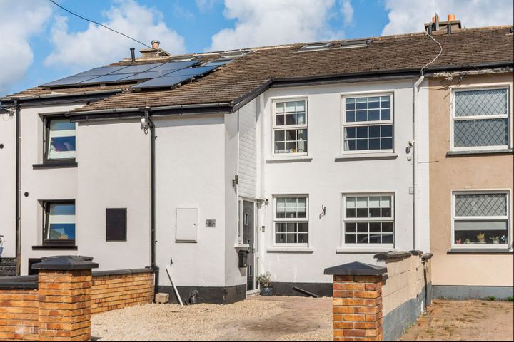 2 Ridge Hill, Ballybrack, Ballybrack, Co. Dublin, A96H9D2