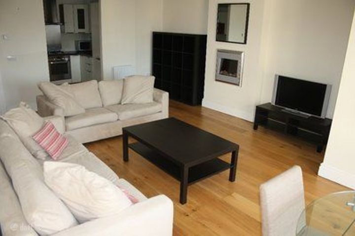 Ballintyre Grove, Ballinteer, Dublin 16