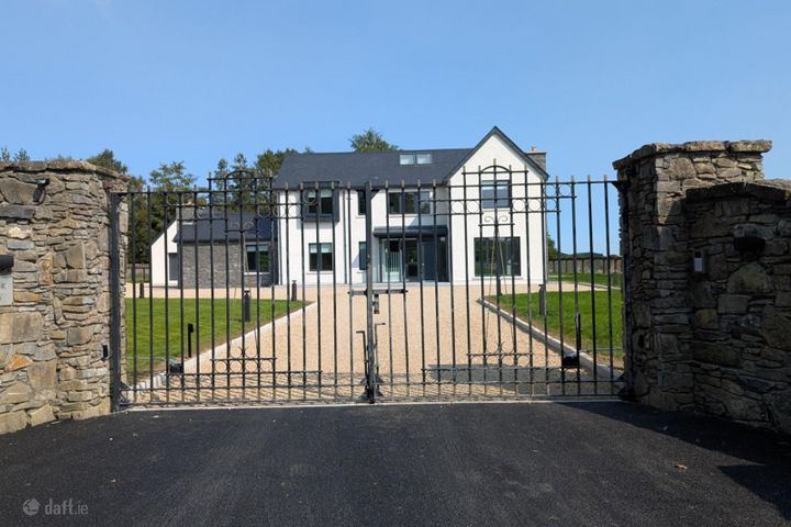 Manor View, Moyglare Road, Kilcloon, Co. Meath