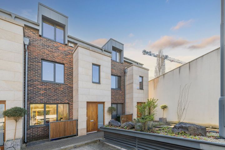 14 Corn Mill Row, Distillery Road, Drumcondra, Dublin