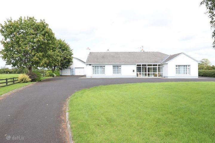 Leacaibhle, Grange Road, Knocklong, Garryspillane, Co. Limerick, V35CY22