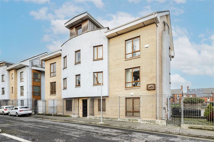 Portland Lock,Portland Place,Dublin 1, North Circular Road, Dublin 1