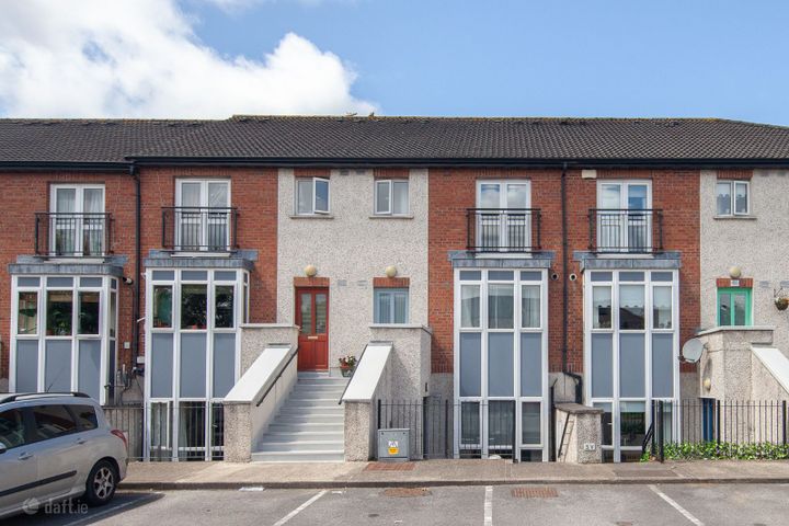 80 Lanesborough Court, Charlestown, Finglas, Dublin 15, Dublin