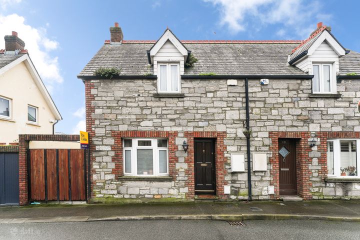 9 Cavalry Row, Stoneybatter, Dublin 7, Stoneybatter, Dublin 7