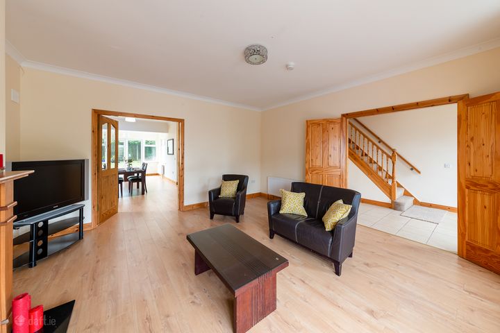 38 Garbally Oaks, Brackernagh, Ballinasloe, Galway