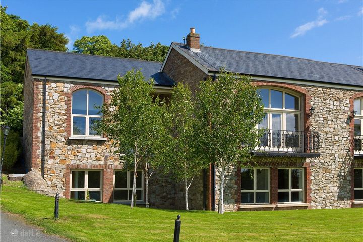 10 Kilningcarrig Manor, Burnaby, Greystones, Wicklow