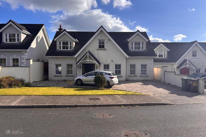 7 Sycamore Drive, Ard Na Sidhe, Clonmel, Co. Tipperary, E91D7D3