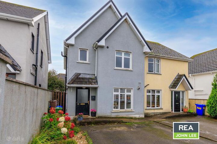 33 Cnoc Ard, Ballina, Co. Tipperary, V94W83X