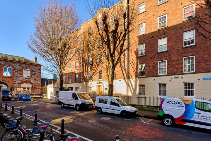 Apartment 14 Custom Hall, Gardiner Street, Dublin 1, D01RX00