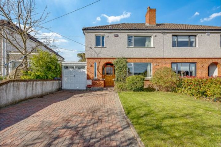 61 Highfield Park, Dundrum, Dundrum, Dublin 14, D14YR68