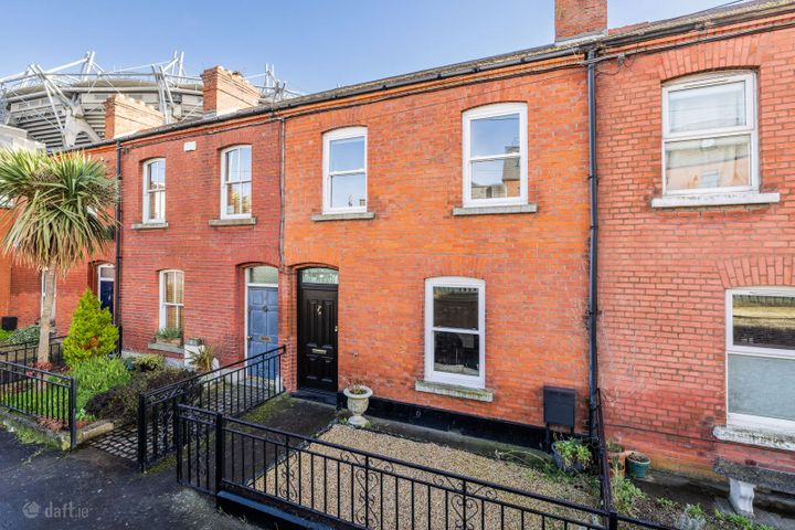 15 St Patricks Tce, Russell St, C Rd Dublin 1, Dublin 1, Dublin