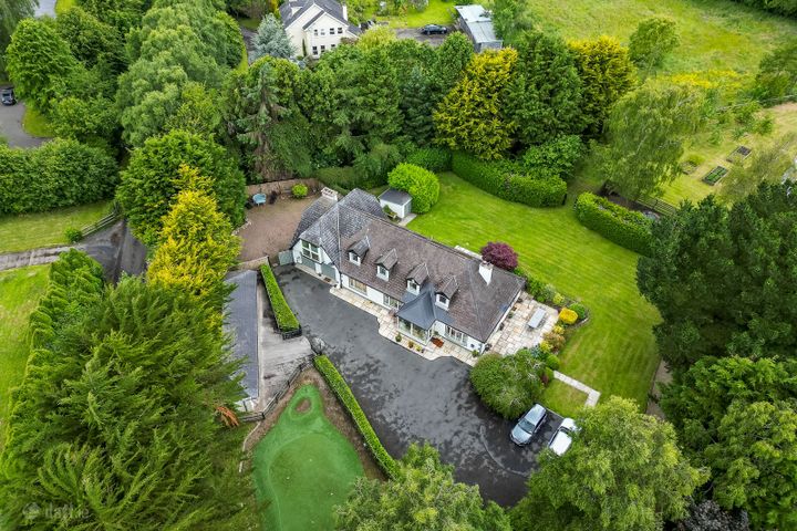 Cluain Leathain, Roberstown, Ashbourne, Meath