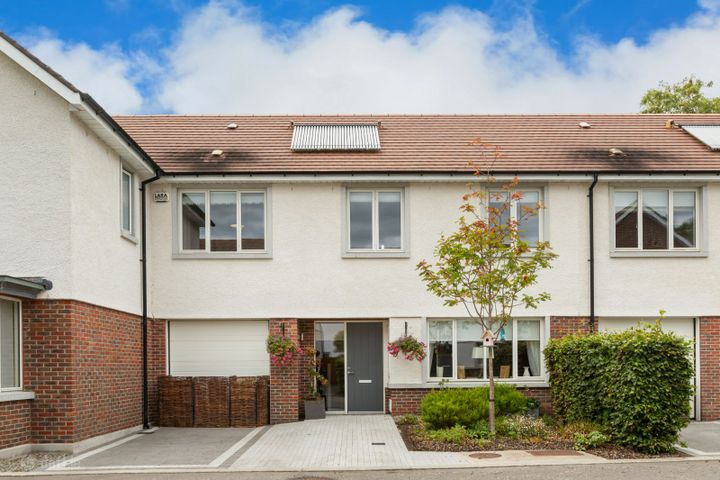 48 Brighton Wood, Dublin 18, Foxrock, Dublin 18, D18YCC6