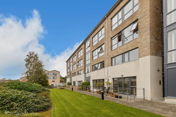 3 Corrig Hall, Ticknock Hill, Sandyford Dublin 18, Dublin 18, Dublin